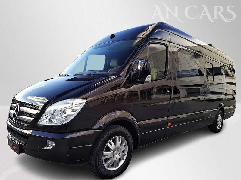 Carbonschwarz metallic mb 9154 Gebraucht 2013 Mercedes Sprinter Van | 96.000 € - Bild 1/4