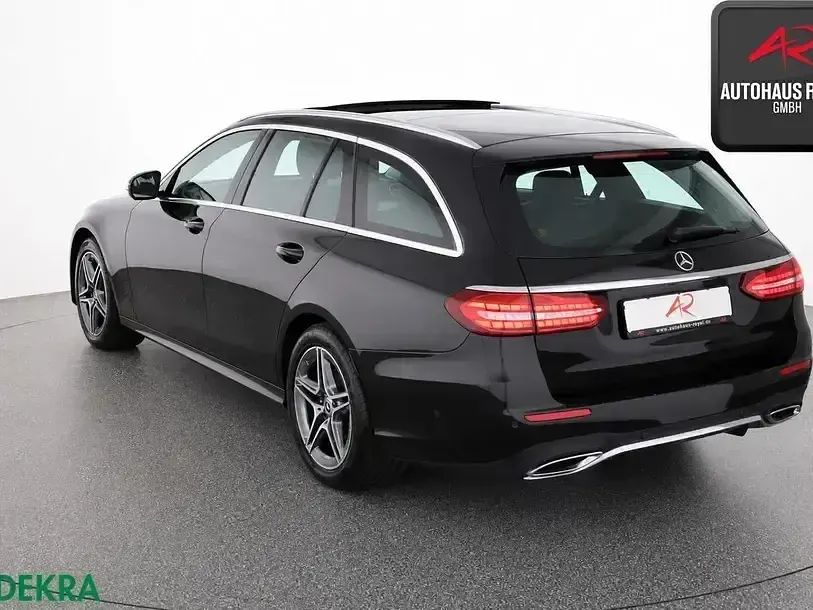Gebraucht Mercedes E300 AMG 286 PS (210 kW) 2022 Schwarz Limousine