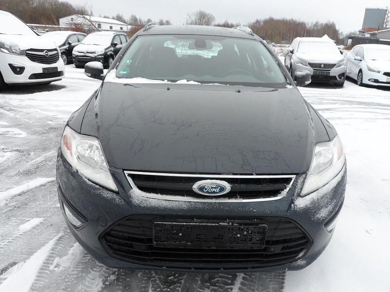 Gebraucht Ford Mondeo Ambiente 116 PS (85 kW) 2014 Grau Kombi