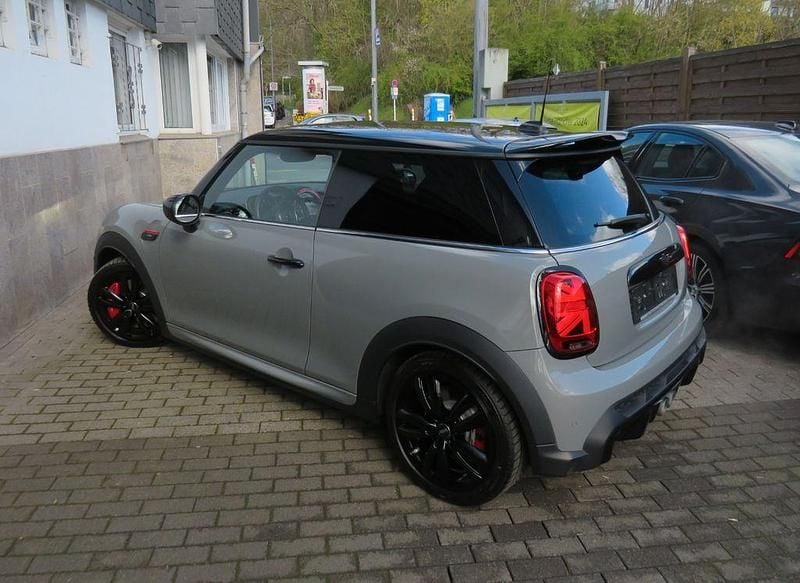 Gebraucht Mini John Cooper Works 231 PS (169 kW) 2022 Grau Kleinwagen