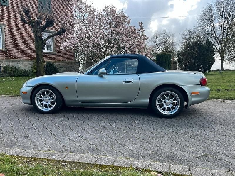 Gebraucht Mazda MX5 110 PS (80 kW) 2003 Silber Cabrio