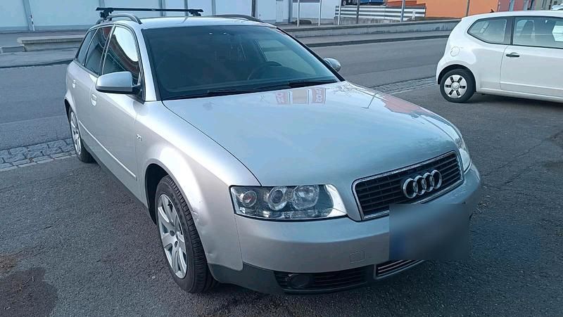 Gebraucht Audi A4 131 PS (96 kW) 2002 Silber Kombi