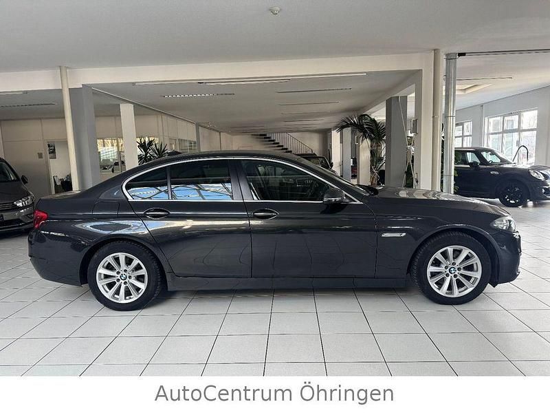 Gebraucht BMW 520 190 PS (139 kW) 2015 Grau Limousine