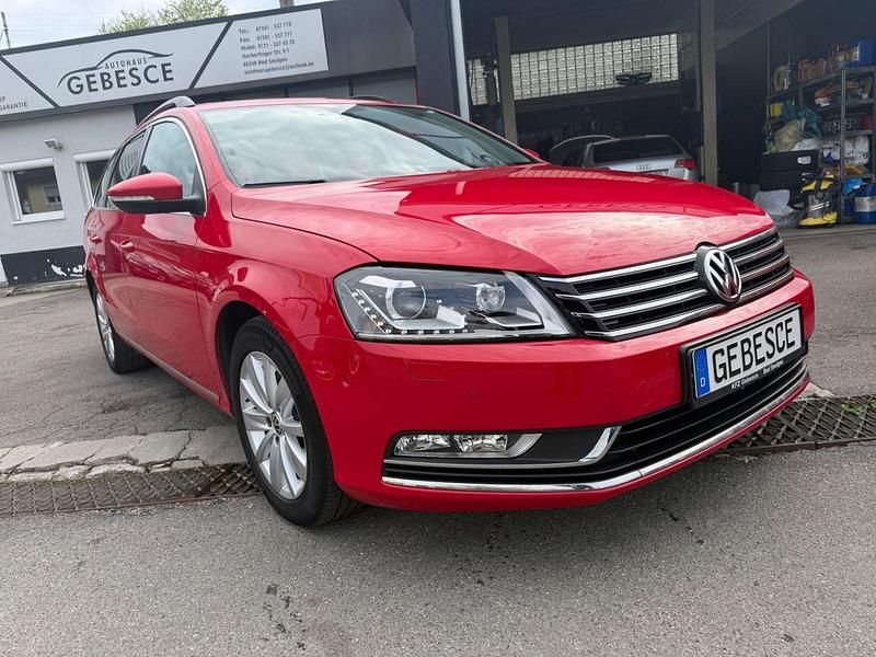 Gebraucht VW Passat 170 PS (125 kW) 2012 Rot Kombi