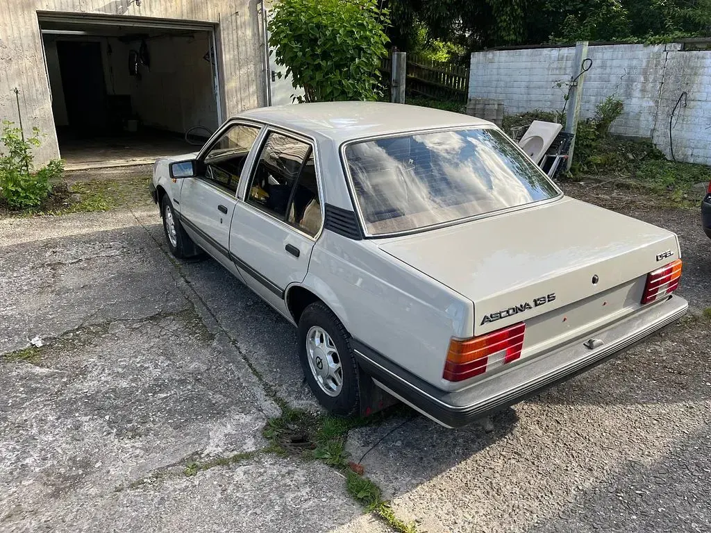 Gebraucht Opel Ascona 75 PS (55 kW) 1982 Beige Limousine