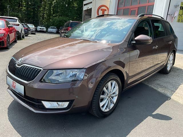 Braun Gebraucht 2016 Skoda Octavia Style Kombi | 7.990 € (Guter Preis) - Bild 1/2