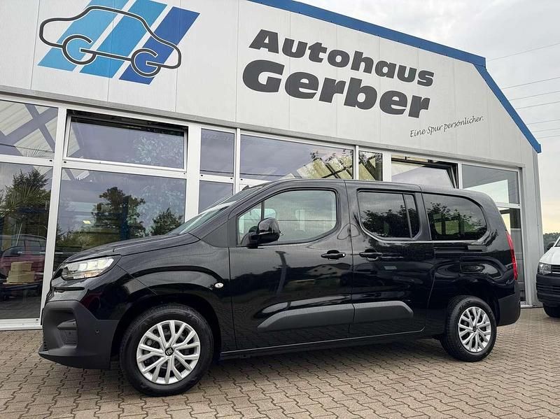 Schwarz Neu 2025 Fiat Doblò Comfort Van / Kleinbus | 28.950 € (Guter Preis) - Bild 1/4