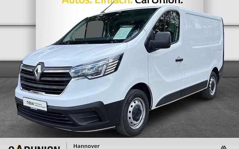 Weiß Gebraucht 2022 Renault Trafic Komfort Van | 19.975 € (Etwas zu teuer) - Bild 1/4