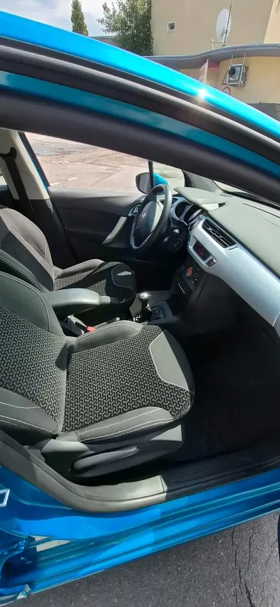Gebraucht Citroën C3 120 PS (88 kW) 2011 Blau Limousine
