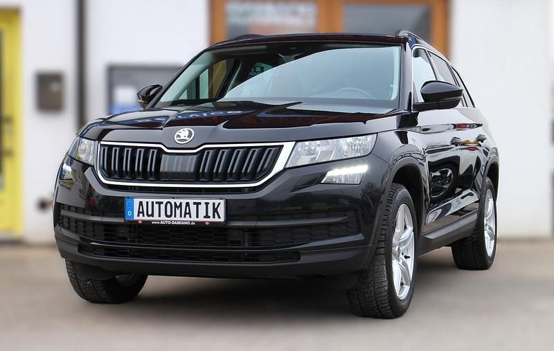 Schwarz metallic Gebraucht 2017 Skoda Kodiaq Ambition SUV | 24.670 € (Etwas zu teuer) - Bild 1/1
