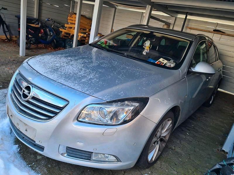 Gebraucht Opel Insignia 160 PS (117 kW) 2013 Silber Kombi