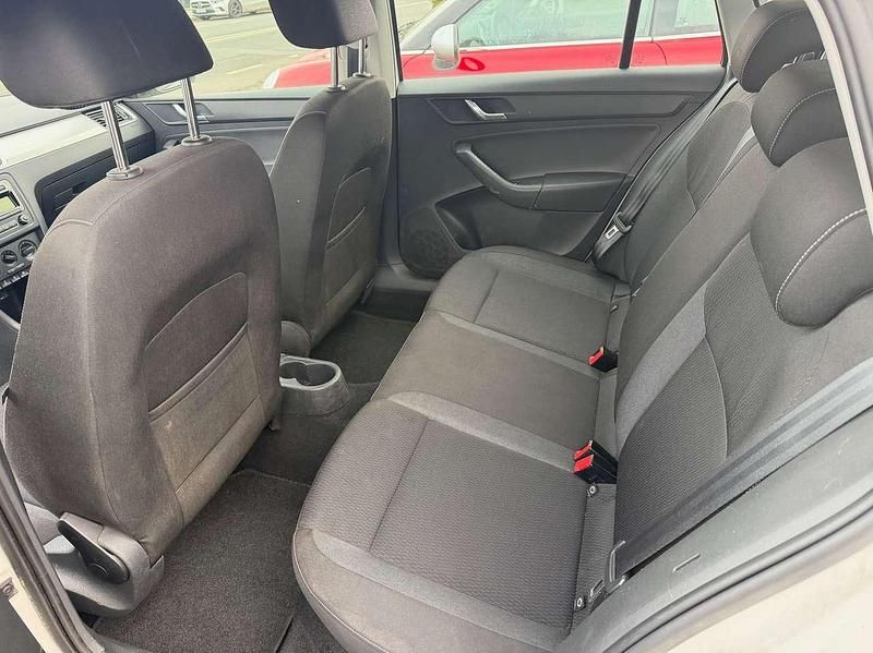 Gebraucht Skoda Rapid Ambition 86 PS (63 kW) 2014 Candyweiss Kleinwagen