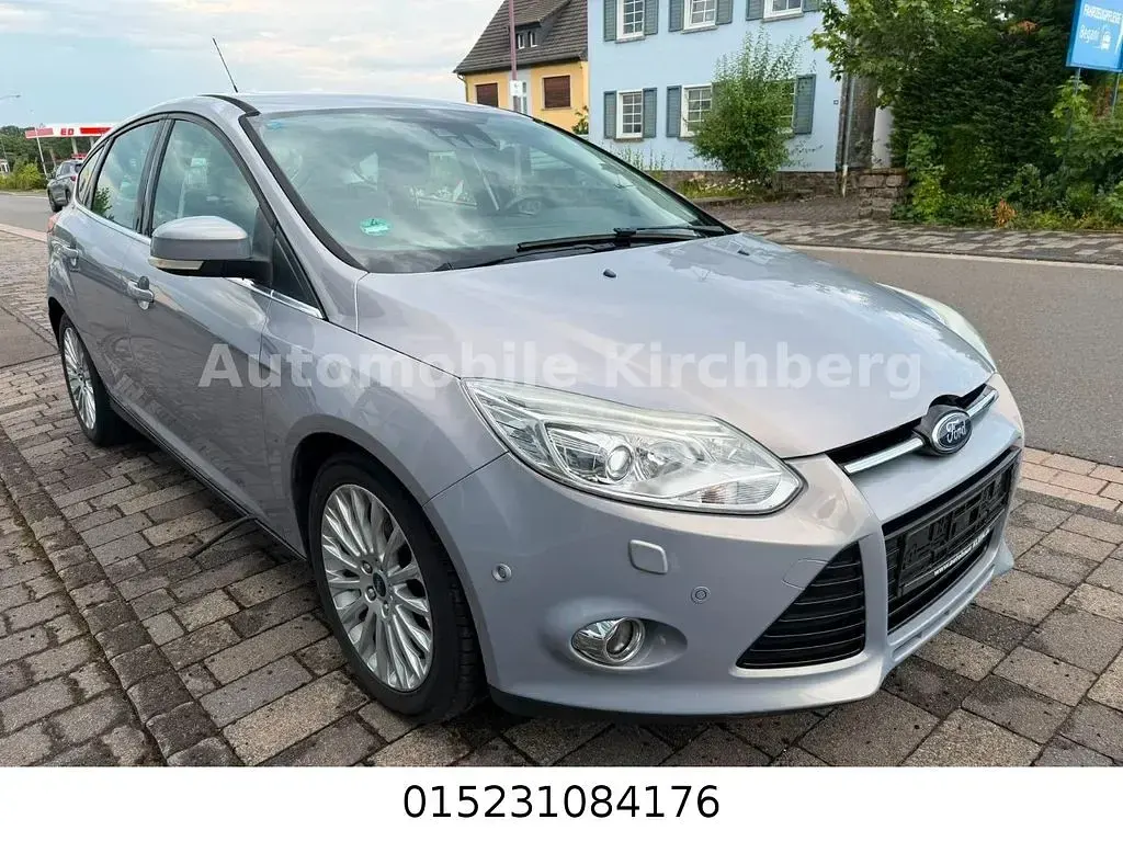 Gebraucht Ford Focus Titanium 116 PS (85 kW) 2012 Silber Limousine