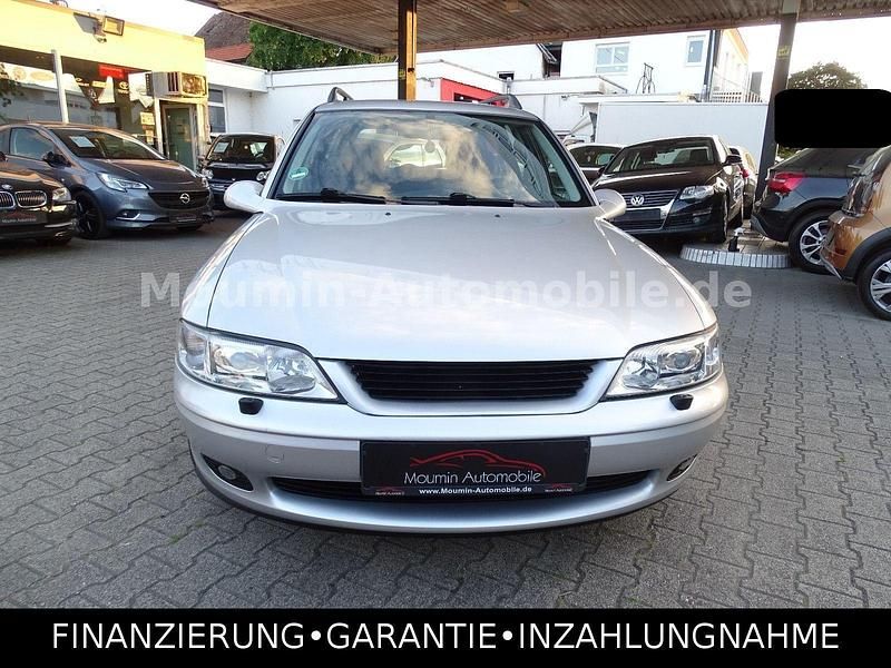 Gebraucht Opel Vectra Edition 125 PS (91 kW) 2001 Silber Kombi