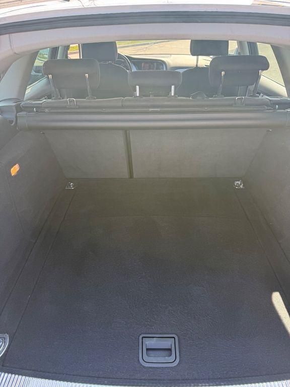 Gebraucht Audi A4 Attraction 120 PS (88 kW) 2015 Weiß Kombi