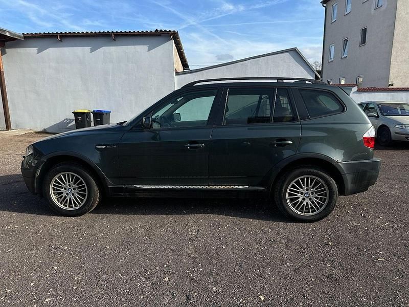 Gebraucht BMW X3 150 PS (110 kW) 2004 Grün SUV