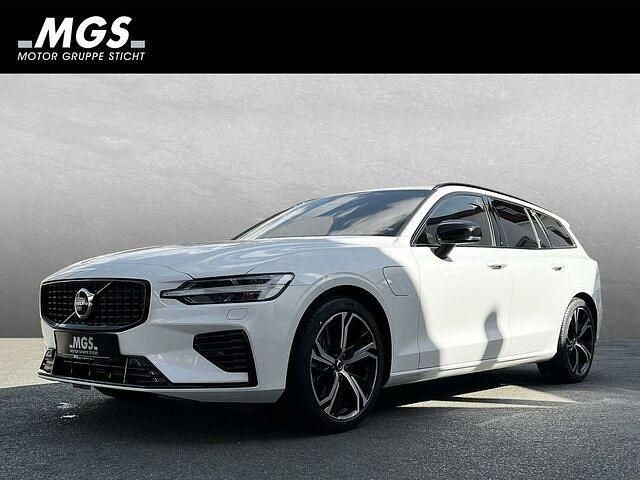 Gebraucht Volvo V60 Plus 253 PS (186 kW) 2024 Crystal white pearl Kombi