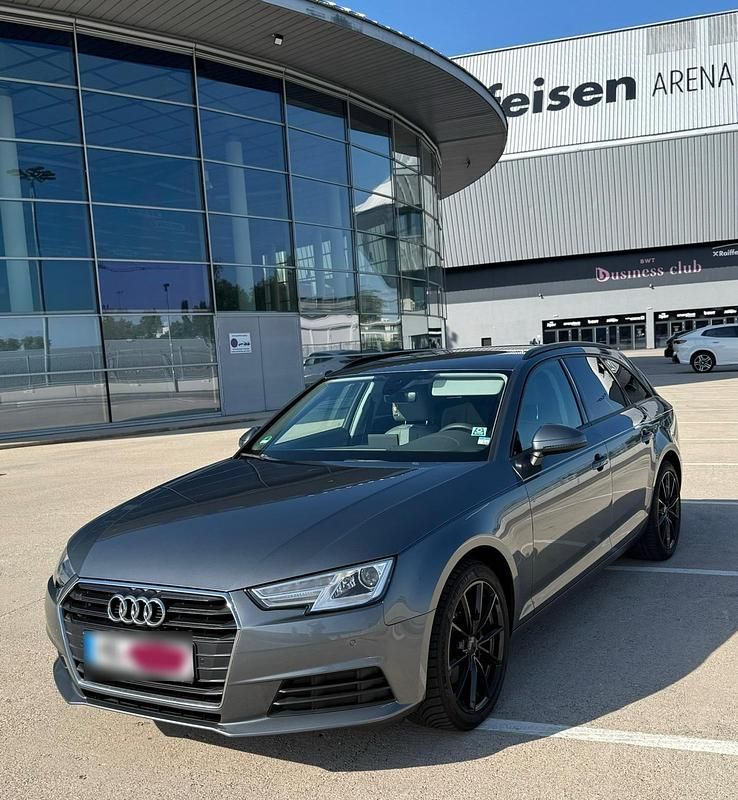 Second-hand Audi A4 Comfort 159 CP (116 kW) 2018 Gri Break