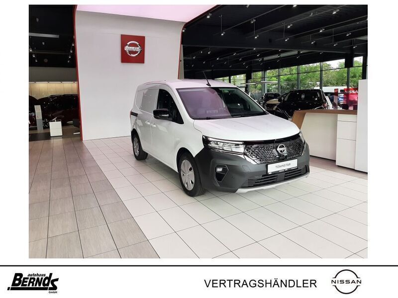 Mineral white Gebraucht 2022 Nissan Townstar Acenta Van / Kleinbus | 25.588 € (Fairer Preis) - Bild 1/4