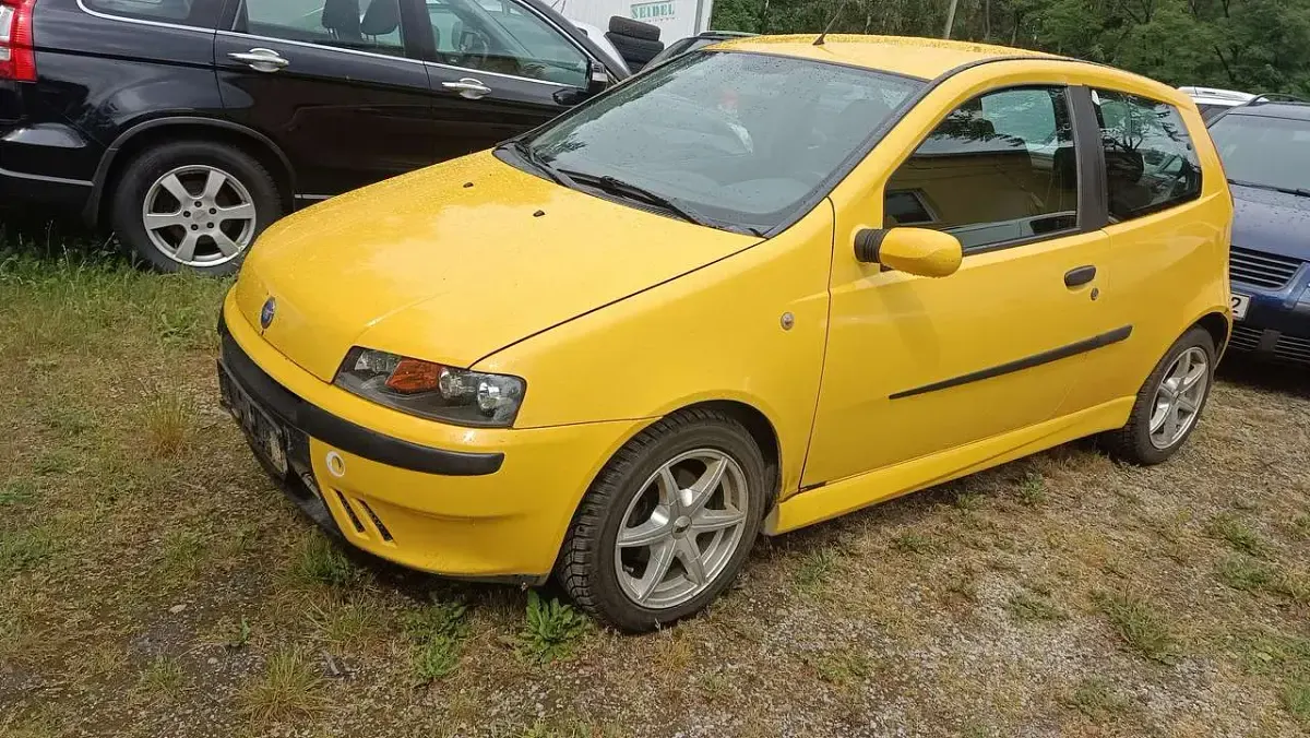Gebraucht Fiat Punto 131 PS (96 kW) 2000 Gelb Kleinwagen