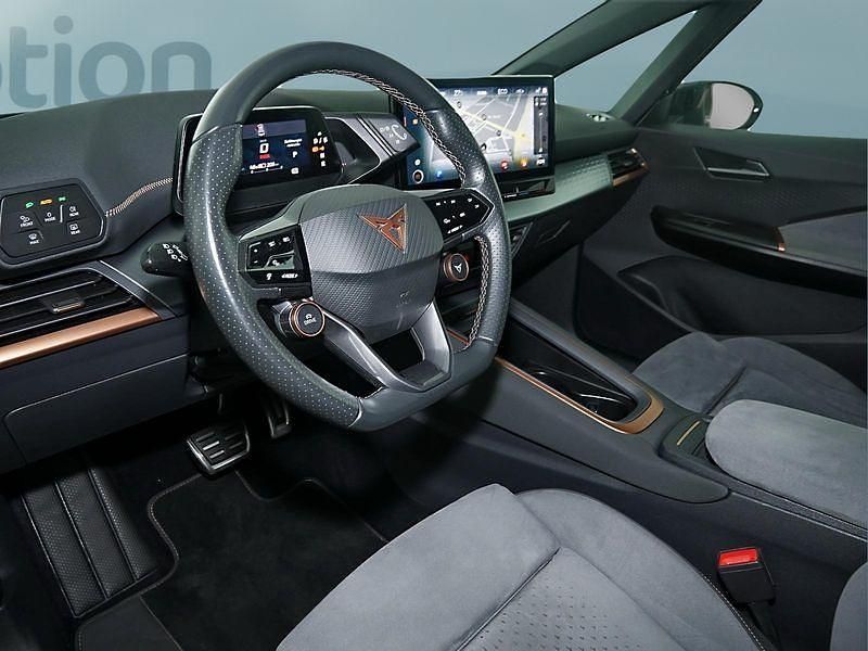 Gebraucht Cupra Born 169 kW (231 PS) 2022 Weiß Kleinwagen