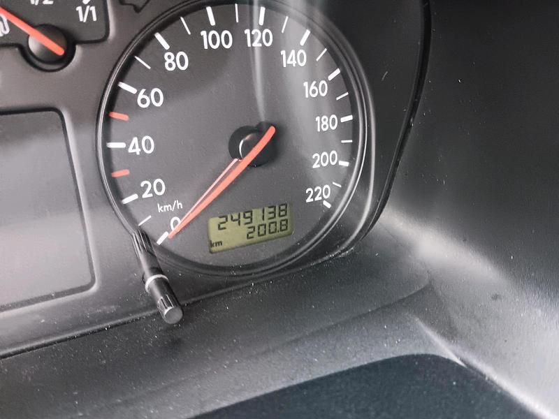 Gebraucht VW Transporter 102 PS (75 kW) 1998 Weiß Van