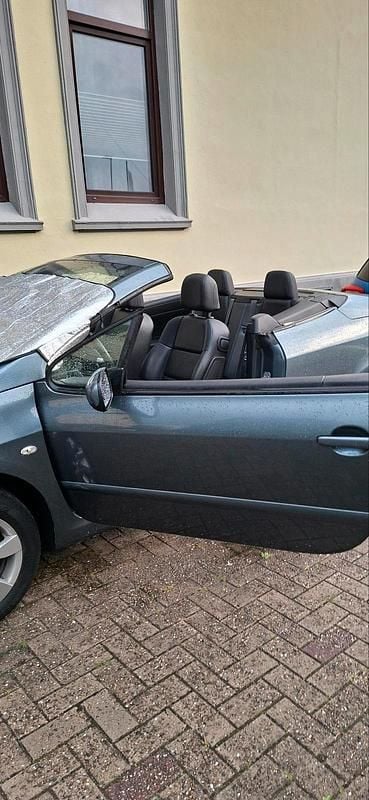Grau Gebraucht 2006 Peugeot 307 CC Cabrio | 2.600 € (Fairer Preis) - Bild 1/4