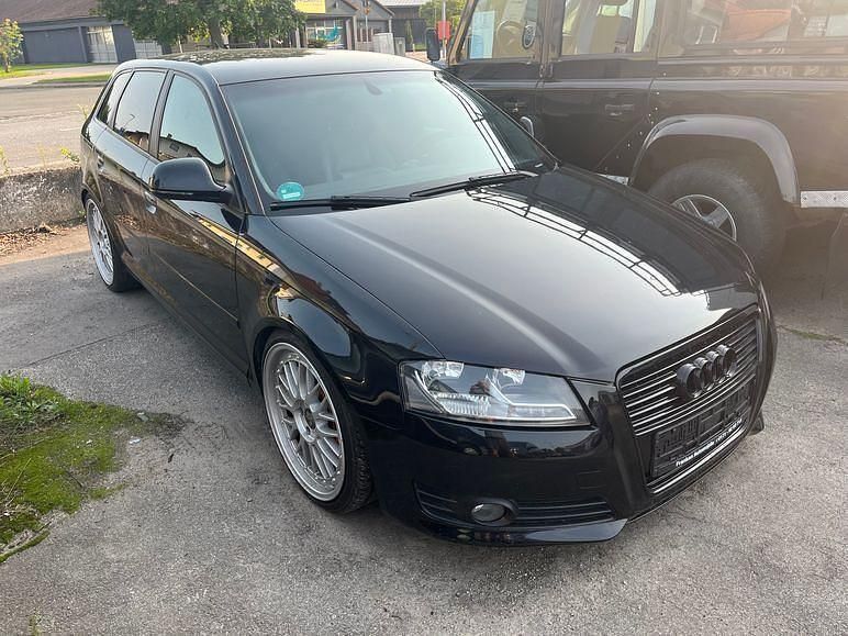 Schwarz Gebraucht 2009 Audi A3 Ambiente Limousine | 4.750 € (Guter Preis) - Bild 1/4