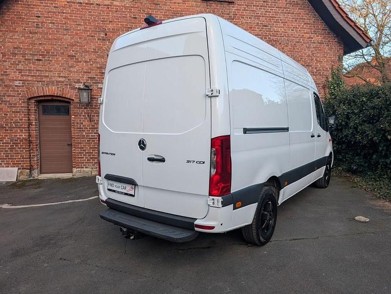 Gebraucht Mercedes Sprinter 170 PS (125 kW) 2024 Weiß Van