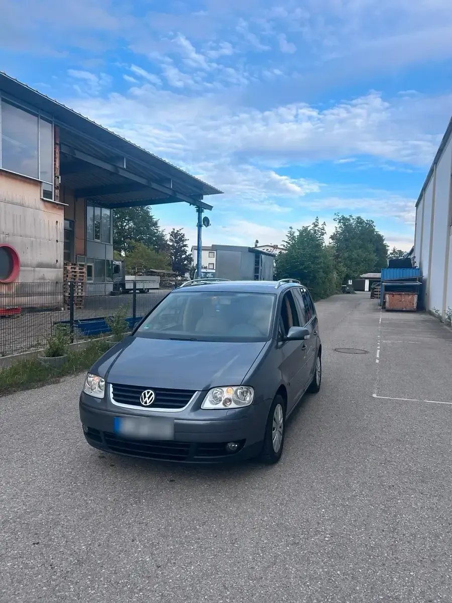Gebraucht VW Touran 138 PS (101 kW) 2006 Grau Van / Kleinbus