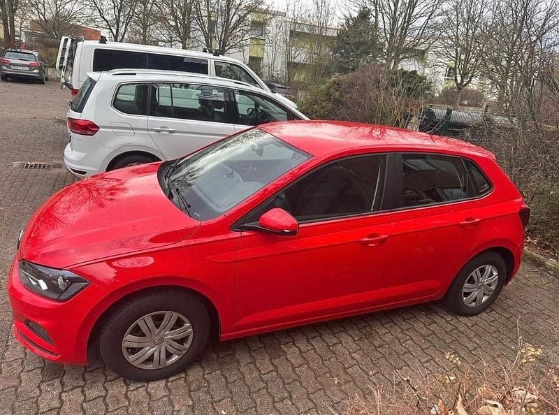Gebraucht VW Polo Trendline 65 PS (47 kW) 2019 Rot Kleinwagen