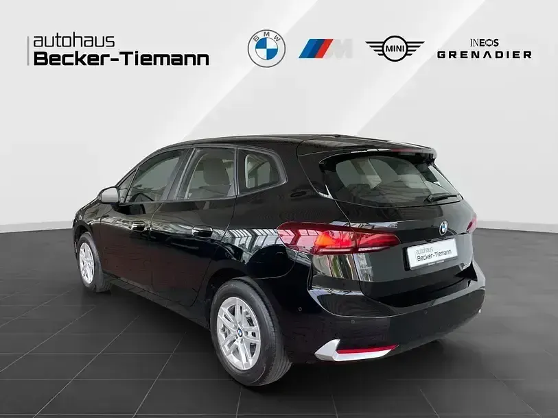 Gebraucht BMW 218 Active Tourer Efficient Dynamics 136 PS (100 kW) 2022 Schwarz ii Van / Kleinbus