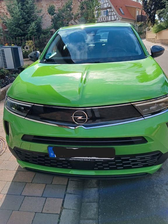 Grün Gebraucht 2022 Opel Mokka Edition SUV | 16.000 € (Fairer Preis) - Bild 1/4