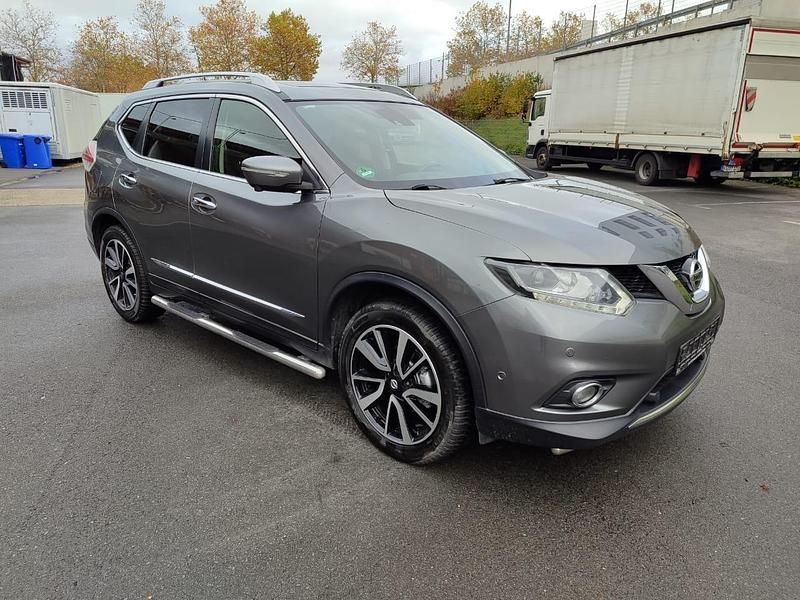 Grau Gebraucht 2015 Nissan X-Trail SUV | 12.500 € (Fairer Preis) - Bild 1/4