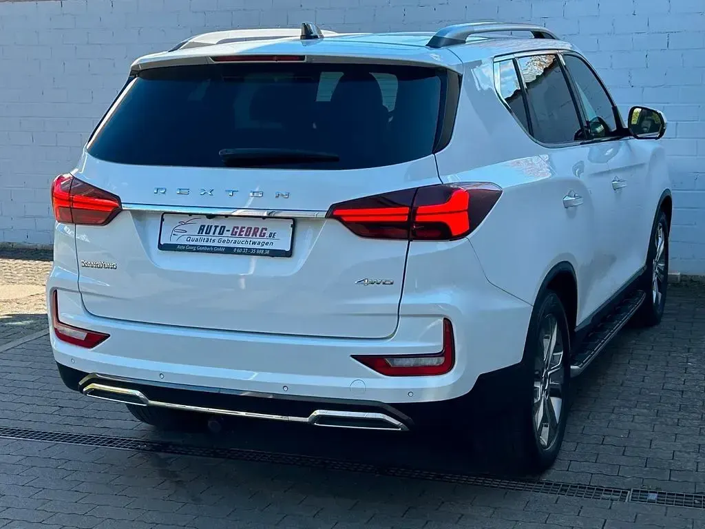 Gebraucht SsangYong Rexton Sapphire 203 PS (149 kW) 2023 Weiß SUV