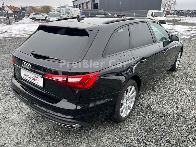 Gebraucht Audi A4 150 PS (110 kW) 2022 Schwarz Kombi