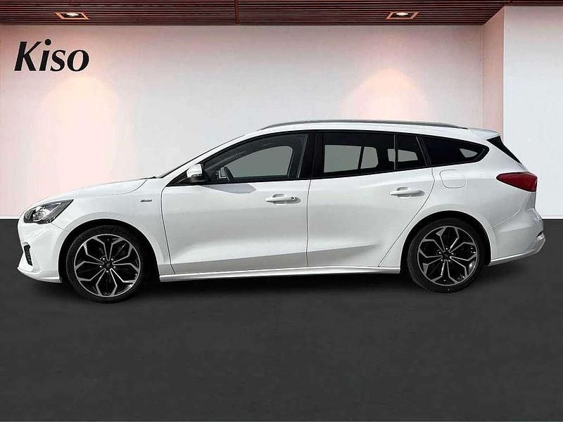 Gebraucht Ford Focus ST-Line 150 PS (110 kW) 2019 Frostweiß Kombi