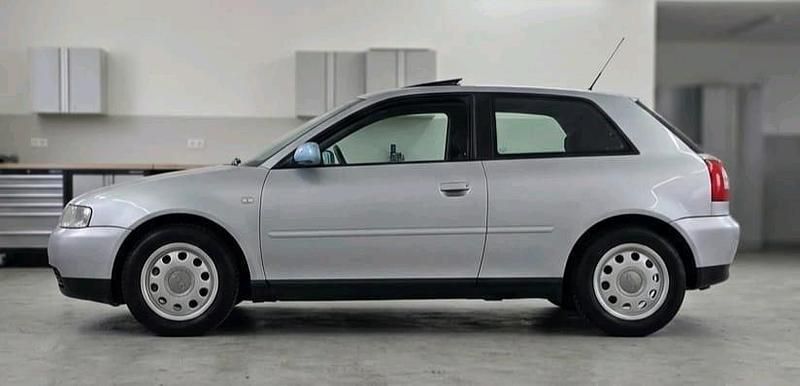 Gebraucht Audi A3 101 PS (74 kW) 2002 Silber Kleinwagen