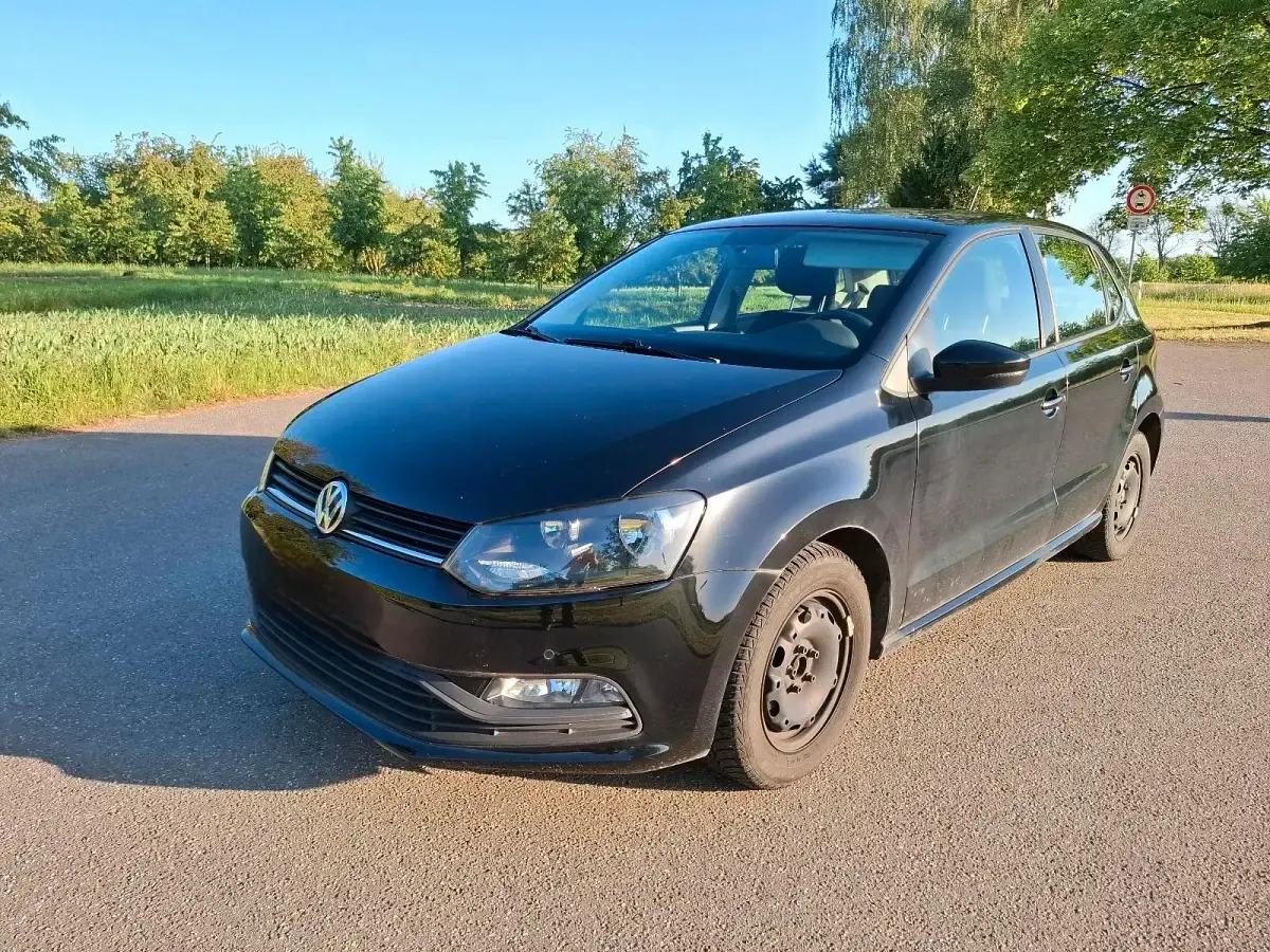 Gebraucht VW Polo 75 PS (55 kW) 2018 Schwarz Kleinwagen