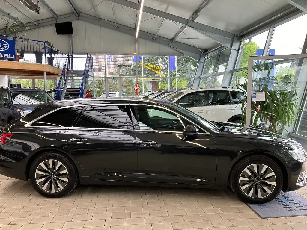 Gebraucht Audi A6 Design 245 PS (180 kW) 2021 Vesuvgrau metallic Kombi