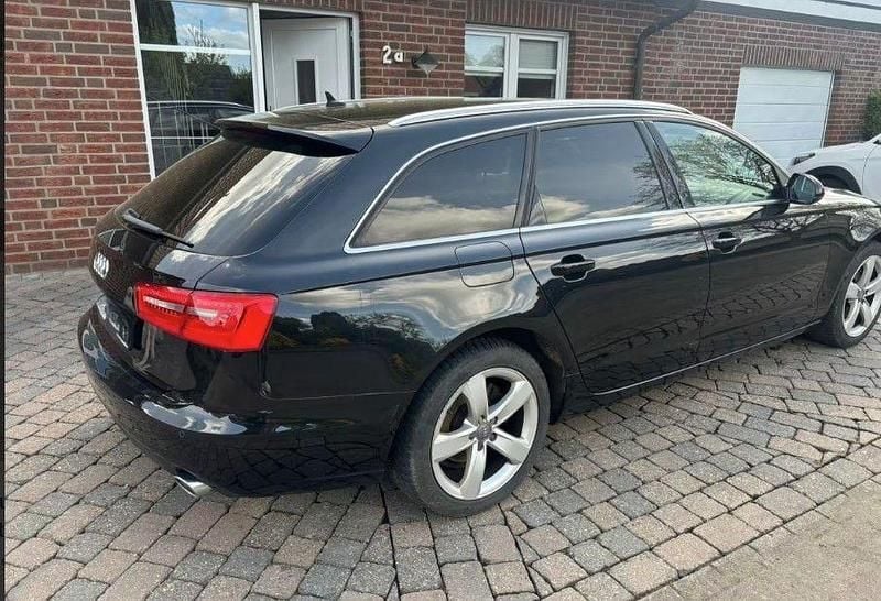 Gebraucht Audi A6 Comfort 190 PS (139 kW) 2014 Schwarz Kombi
