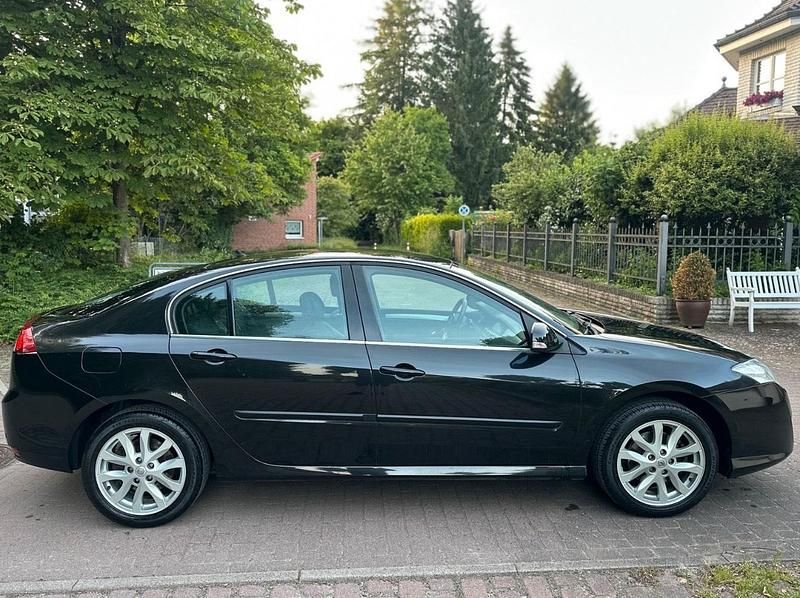Gebraucht Renault Laguna III 140 PS (102 kW) 2008 Schwarz Limousine