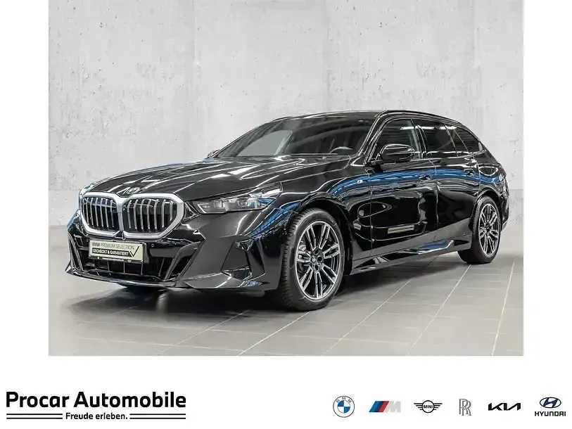 Gebraucht BMW 520 M Sport 360 PS (264 kW) 2025 Kombi