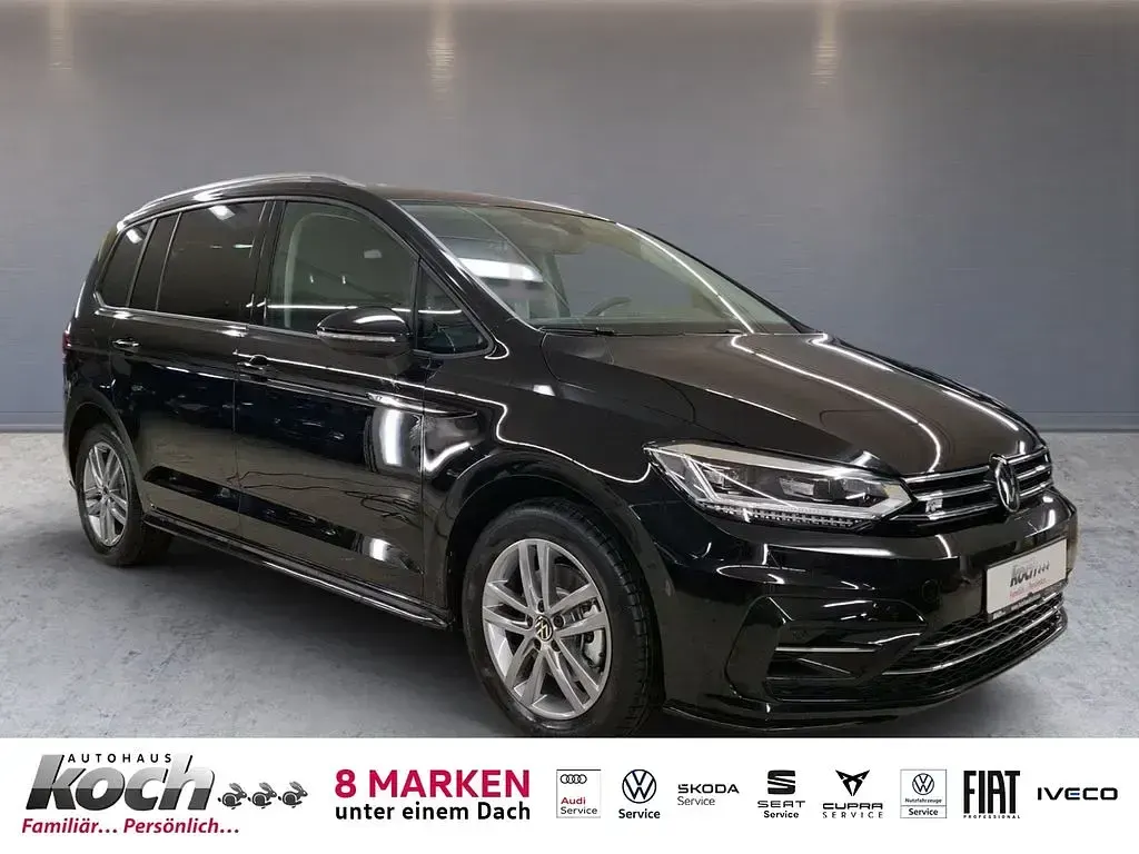 Second-hand VW Touran R-line 150 CP (110 kW) 2026 Monovolum