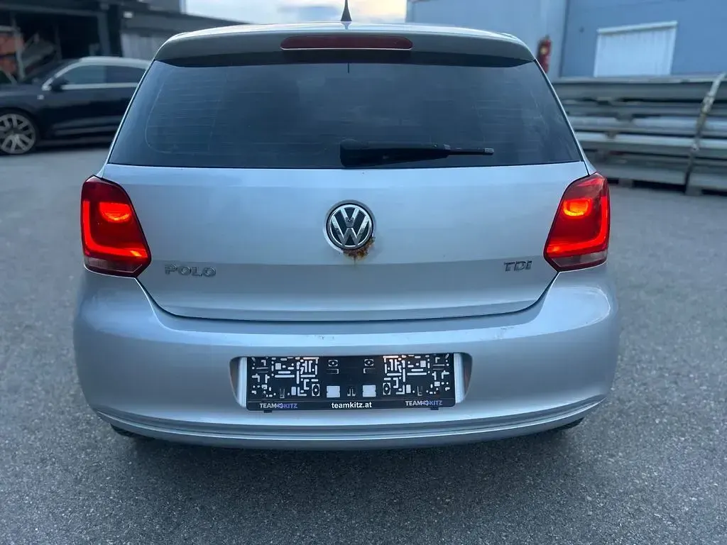 Gebraucht VW Polo Trendline 75 PS (55 kW) 2010 Silber Kleinwagen