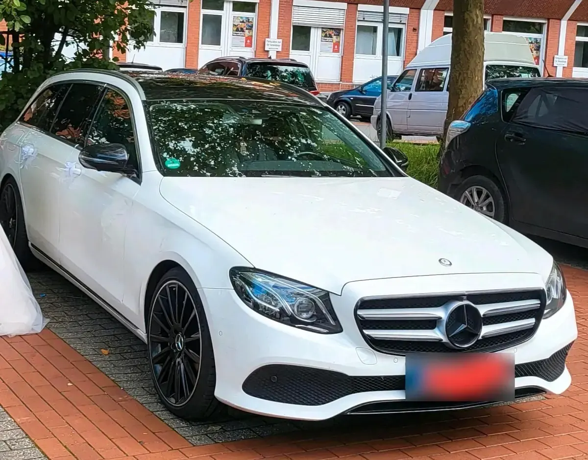 Gebraucht Mercedes E350 258 PS (189 kW) 2017 Weiß Kombi