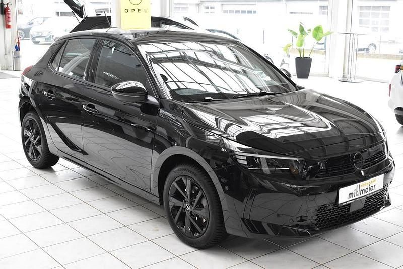Gebraucht Opel Corsa 101 PS (74 kW) 2024 Karbon schwarz met. Kleinwagen