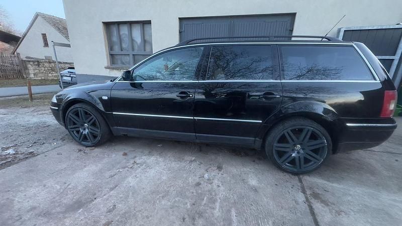Gebraucht VW Passat Highline 116 PS (85 kW) 2001 Schwarz Kombi