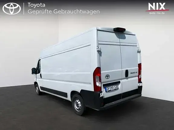 Gebraucht Toyota Proace 140 PS (102 kW) 2024 Icy white Van / Kleinbus
