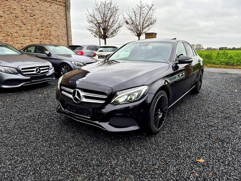 Gebraucht Mercedes C250 Avantgarde 211 PS (155 kW) 2017 Obsidianschwarz  metalliclack Limousine